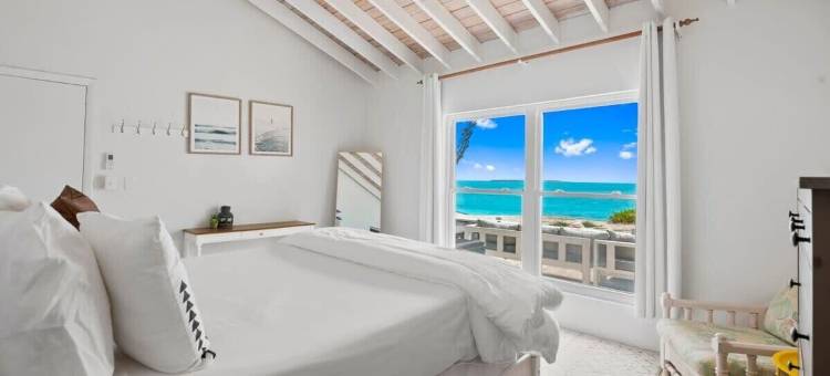 直接海滩的白棕榈别墅 - 塔湾(Beachfront White Palm Villa - Tar Bay)图片