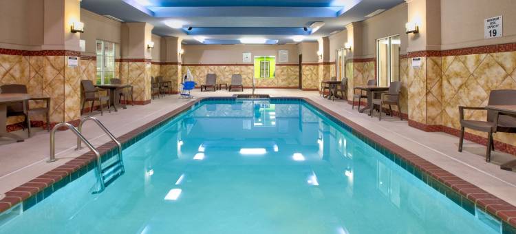 小石城布莱恩特拉昆塔温德姆套房酒店(La Quinta Inn & Suites by Wyndham Little Rock - Bryant)图片