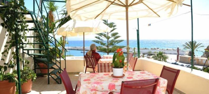 艾克顿客房酒店(Akteon Rooms)图片