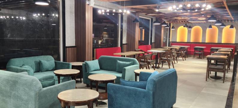 Click Hotel Bhuntar,库鲁-布恩塔尔机场(Click Hotel Bhuntar, Kullu Manali -Bhuntar Airport)图片