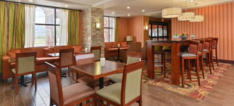 马斯卡廷欢朋酒店(Hampton Inn Muscatine)图片
