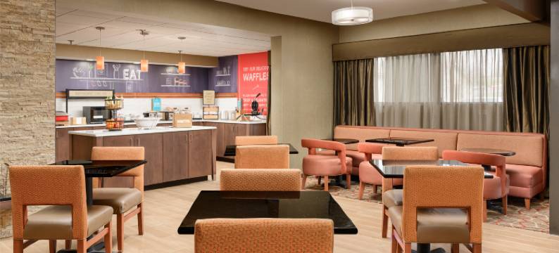诺克斯维尔橡树岭欢朋酒店(Hampton Inn by Hilton Oak Ridge Knoxville)图片