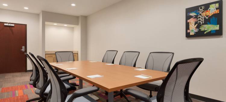 俄克拉何马市奎尔斯普林斯希尔顿惠庭酒店(Home2 Suites by Hilton Oklahoma City Quail Springs)图片