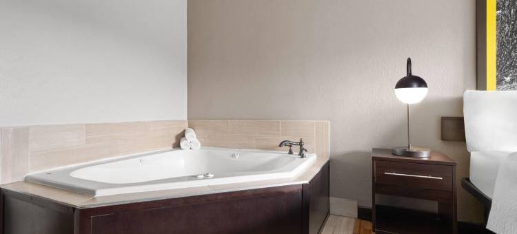 海伦红顶酒店(Super 8 by Wyndham Helen)图片