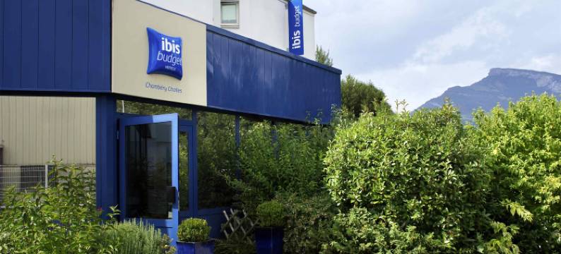 尚贝里南沙雷索宜必思快捷酒店(Ibis Budget Chambéry Sud Challes les Eaux)图片