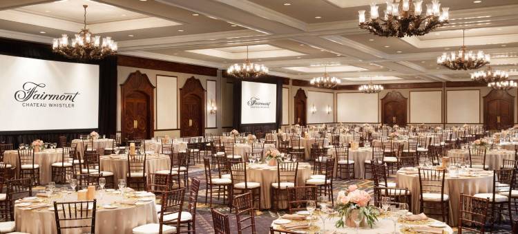 惠斯勒费尔蒙城堡酒店(Fairmont Chateau Whistler)图片