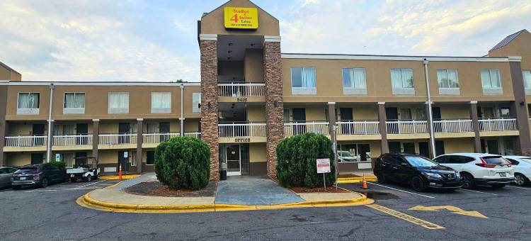 夏洛特平价套房(Studios & Suites 4 Less Charlotte)图片