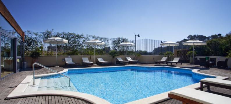 Holiday Inn 卡利亚里(Holiday Inn CAGLIARI by IHG)图片