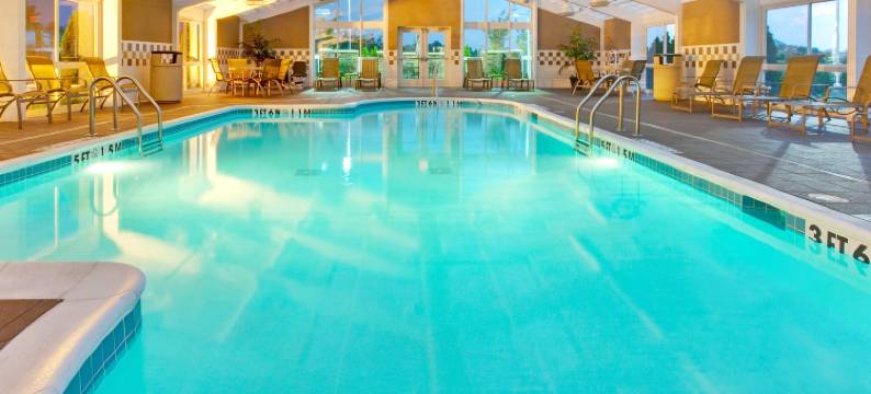 孟菲斯沃尔夫卡瑟佳乐利假日酒店及套房(Holiday Inn & Suites MEMPHIS -  WOLFCHASE GALLERIA by IHG)图片