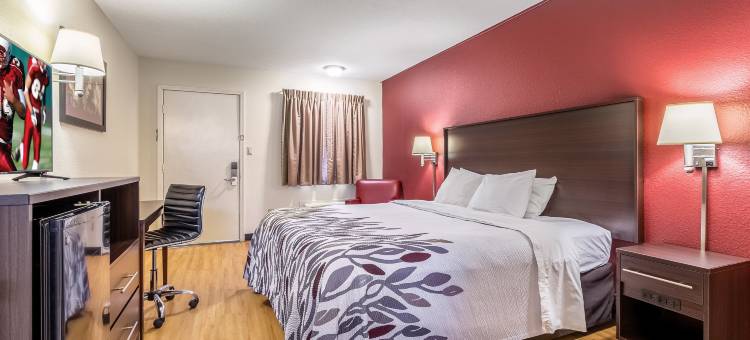 红顶酒店-斯科茨堡(Red Roof Inn Scottsburg)图片