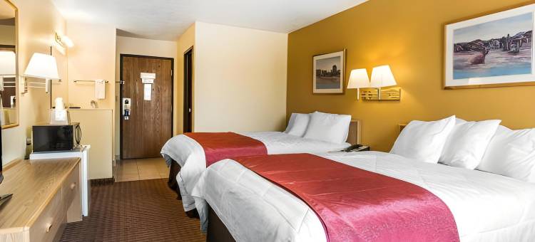 蒙蒂塞洛罗德威旅馆(Rodeway Inn & Suites)图片