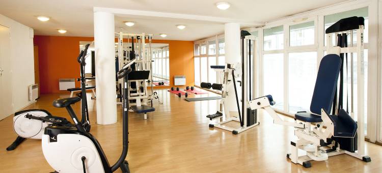 普瓦捷拉马汀塞祖尔阿菲尔酒店(Séjours & Affaires Poitiers Lamartine)图片