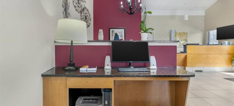 乡村斯奎尔贝斯特韦斯特酒店(Best Western Winchester Hotel)图片