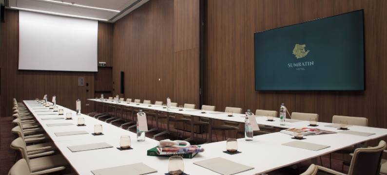 苏姆拉廷酒店(Hotel Sumratin)图片