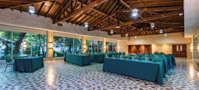 太阳伊罗塔玛酒店(Hotel Irotama XXI)图片