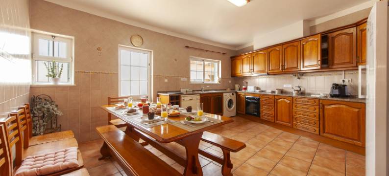 L 03 - Bedroom 3 Western Mos Guesthouse图片