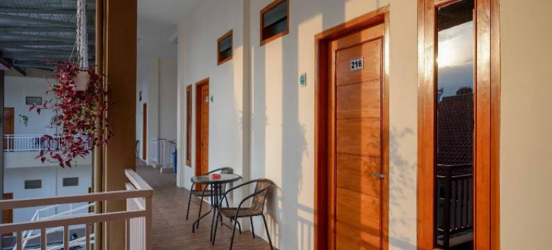 红多兹酒店-近普禾加多穆罕默迪亚大学(RedDoorz Near Universitas Muhammadiyah Purwokerto)图片