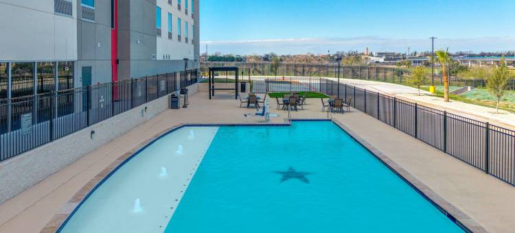 温德姆鹰关拉昆塔温德姆酒店套房(La Quinta Inn & Suites by Wyndham Eagle Pass)图片