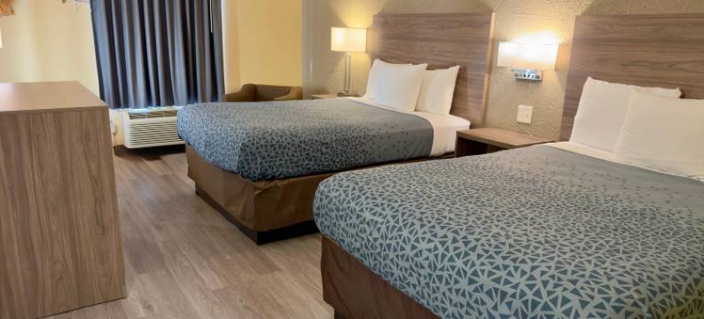 兰辛-莱文沃思伊克诺旅馆(Econo Lodge Lansing - Leavenworth)图片