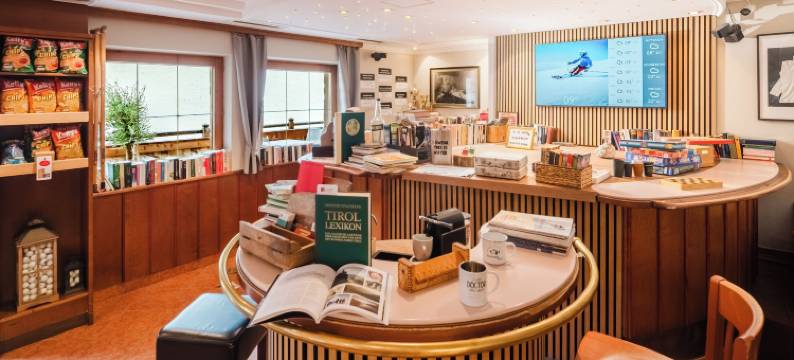 Standlhof齐勒塔尔酒店(Hotel Standlhof Zillertal)图片