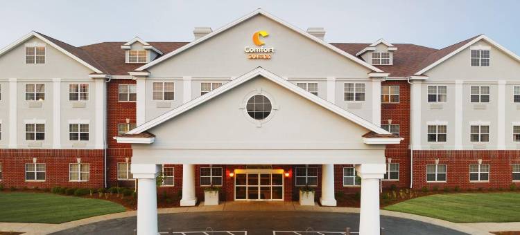 密尔沃基机场舒适套房酒店(Comfort Suites Milwaukee Airport)图片