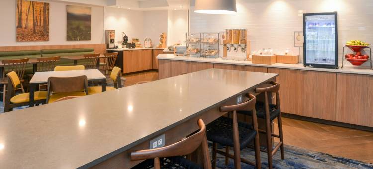 匹兹堡新斯坦顿万枫酒店及套房(Fairfield Inn & Suites Pittsburgh New Stanton)图片