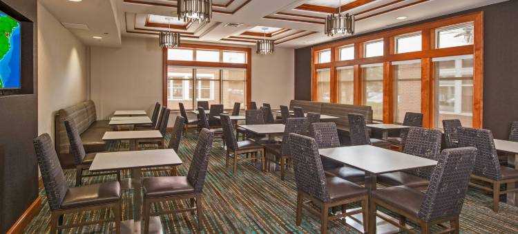 切萨皮克格林布赖尔居家酒店(Residence Inn Chesapeake Greenbrier)图片