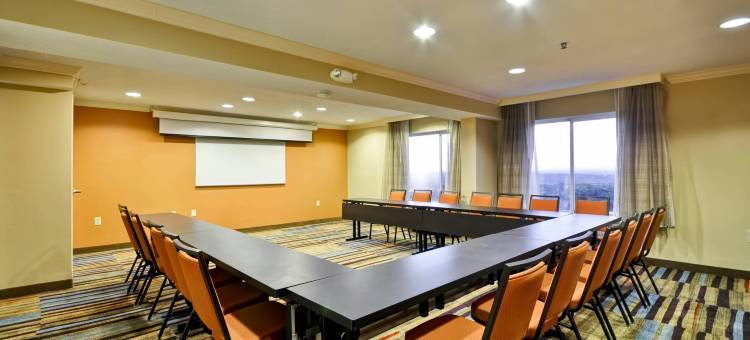 亚特兰大维宁斯/广场万枫套房酒店(Fairfield Inn & Suites Atlanta Vinings/Galleria)图片
