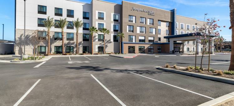 科罗纳希尔顿欢朋套房酒店(Hampton Inn & Suites by Hilton Corona)图片