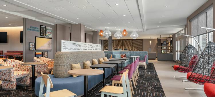伯灵顿希尔顿Tru酒店(Tru by Hilton Burlington)图片