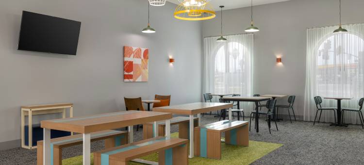希尔顿Spark酒店 圣纳拉 I-5(Spark by Hilton Santa Nella)图片