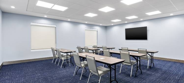 查克托洲际智选假日套房酒店-俄克拉何马城东(Holiday Inn Express & Suites CHOCTAW - OKLAHOMA CITY EAST by IHG)图片
