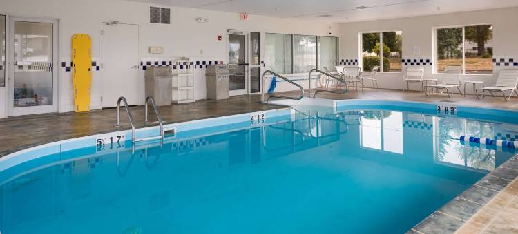 克林顿港舒眠旅馆 & 套房酒店(Sleep Inn & Suites Port Clinton)图片