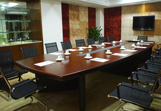 Four Seasons Spring Hotel (Qionghai City Center High-Speed Railway Station Branch) Hotel Overview