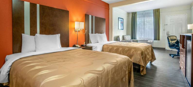 杰克逊维尔-贝梅多斯品质酒店及套房(Quality Inn & Suites Jacksonville-Baymeadows)图片