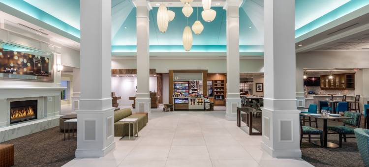 艾斯利普麦克阿瑟机场希尔顿花园假日酒店(Hilton Garden Inn Islip/MacArthur Airport)图片