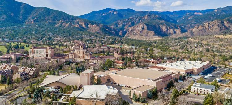 布罗德莫酒店(The Broadmoor)图片