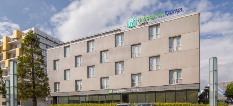 圣 - 纳泽尔智选假日酒店(Holiday Inn Express SAINT - NAZAIRE by IHG)图片