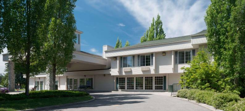 科达伦呗盟套房酒店(Baymont by Wyndham Coeur d'Alene)图片