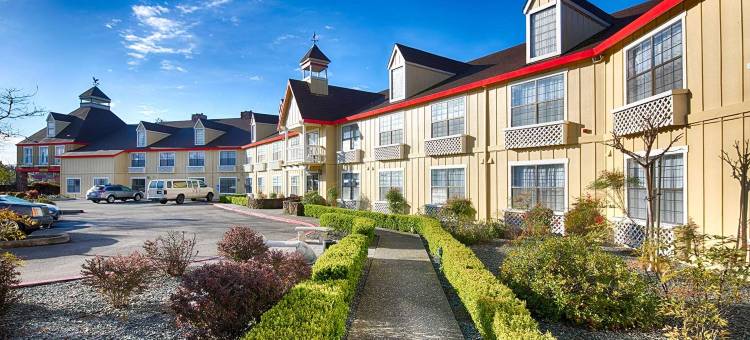 奥本红狮套房酒店(Red Lion Inn & Suites Auburn)图片