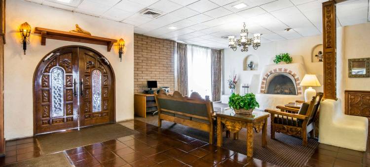 陶斯品质酒店(Quality Inn)图片