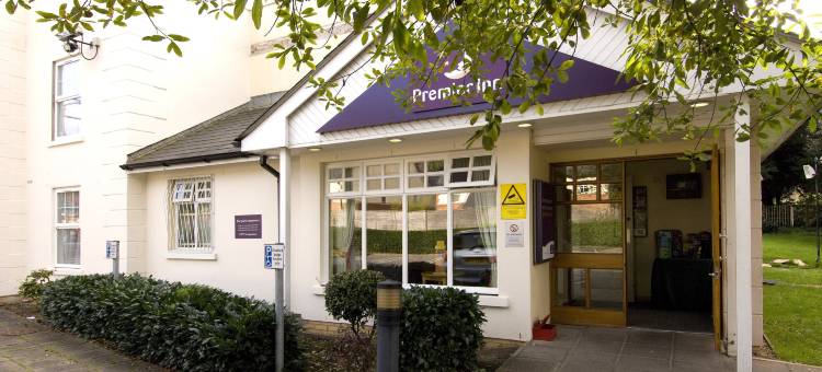 普瑞米尔梅瑟蒂德菲尔酒店(Premier Inn Merthyr Tydfil)图片