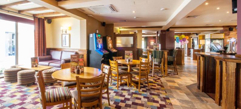 特伦特河畔斯托克哈雷普瑞米尔酒店(Premier Inn Stoke-On-Trent (Hanley))图片