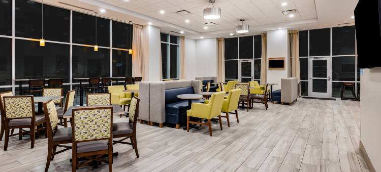 林肯市中心智选假日酒店(Holiday Inn Express & Suites Lincoln Downtown)图片