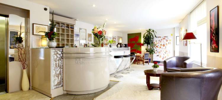 基里亚德尼姆中央酒店(Kyriad Nimes Centre)图片