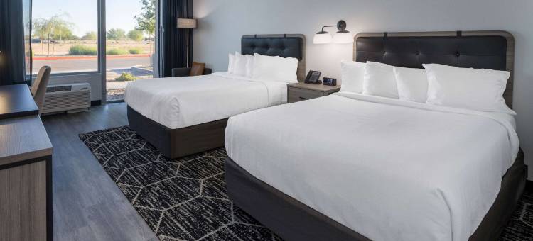 马里科帕科伯斯基拉昆塔温德姆套房酒店(La Quinta Inn & Suites by Wyndham Maricopa - Copper Sky)图片