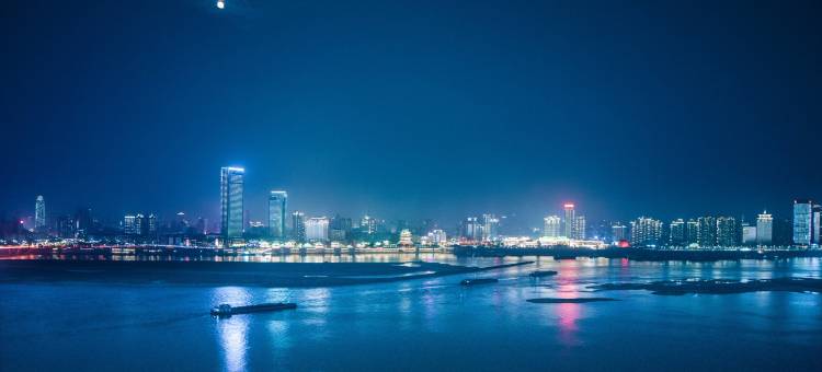 南昌江景酒店图片