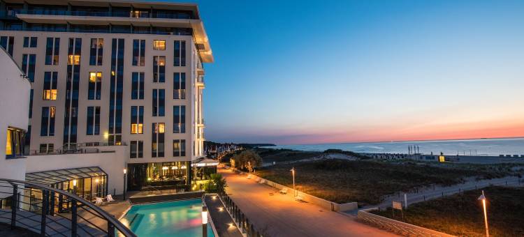 阿哈瓦尔内明德酒店(Aja Warnemünde)图片