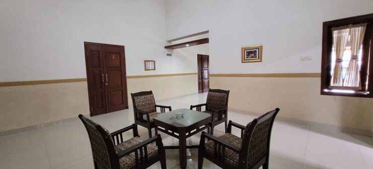 Ndalem Katong宾馆-波诺罗戈(Ndalem Katong Guest House Ponorogo)图片