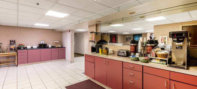 莫尔黑德红屋顶客栈(Red Roof Inn Morehead)图片